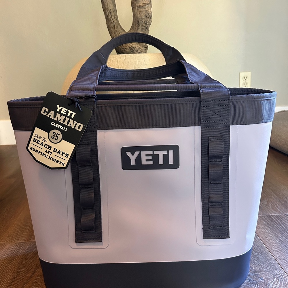 Yeti Camino 35 cosmic lilac NWT